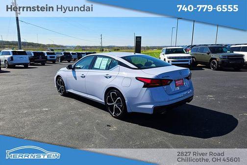 Gray Sky Pearl 2024 Nissan Altima SR FWD