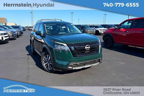 Green Pearl 2024 Nissan Pathfinder SL