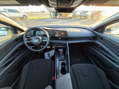 2026 Hyundai ELANTRA Sport