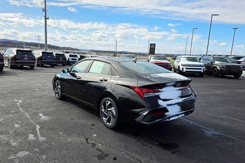 Abyss Black 2026 Hyundai ELANTRA HEV Limited