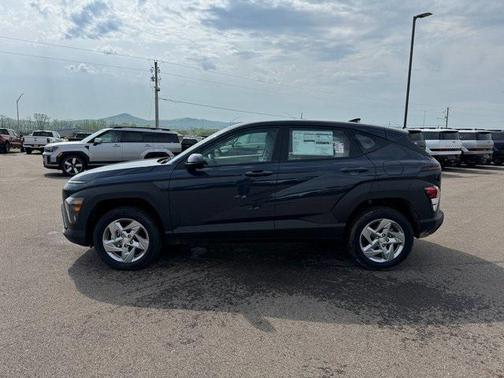 2025 Hyundai KONA SE