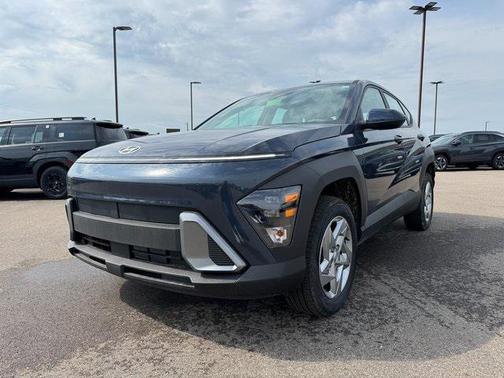 2025 Hyundai KONA SE