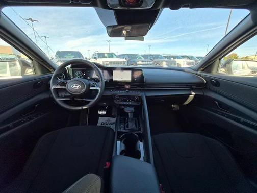 2025 Hyundai ELANTRA HEV SEL Sport