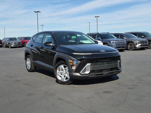2026 Hyundai KONA SE
