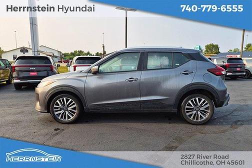 2024 Nissan Kicks SV