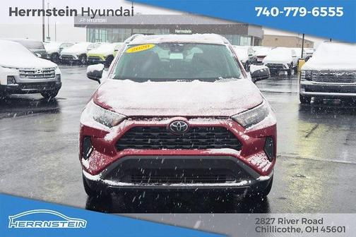 2020 Toyota RAV4 LE