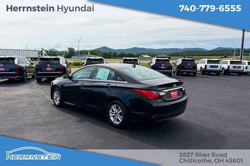 Phantom Black Metallic 2014 Hyundai SONATA GLS