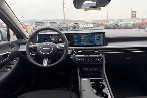 2026 Hyundai SONATA Hybrid SE