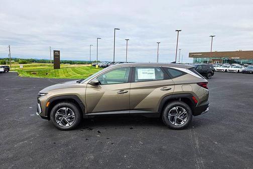 Cashmere Bronze 2026 Hyundai TUCSON Hybrid Blue SE