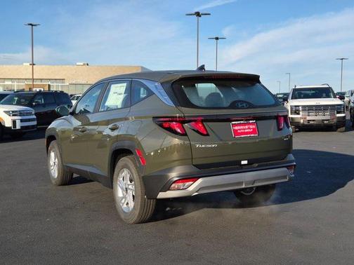 2026 Hyundai TUCSON SE