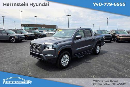 Gun Metallic 2023 Nissan Frontier SV