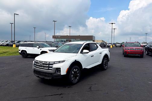White 2026 Hyundai SANTA CRUZ SE AWD