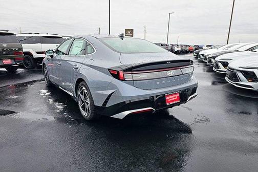 2026 Hyundai SONATA SEL