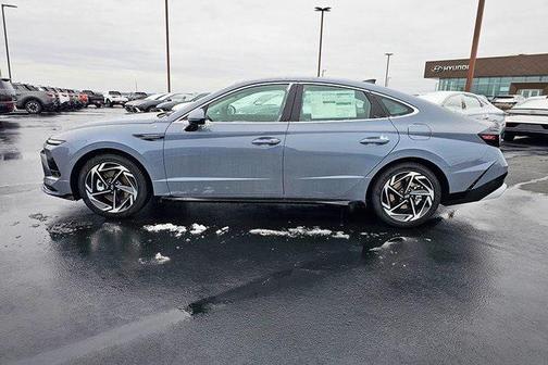 2026 Hyundai SONATA SEL