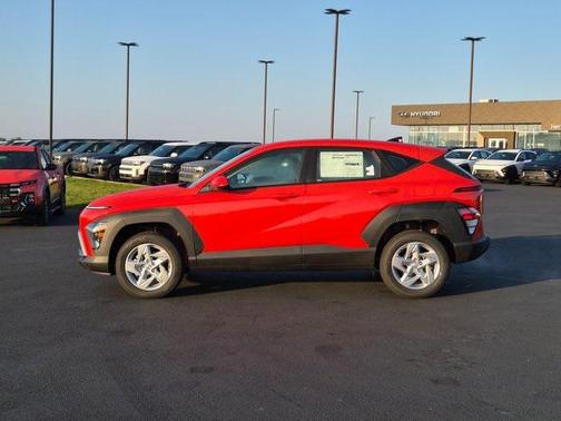 2026 Hyundai KONA SE
