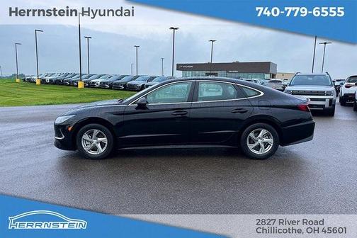 2023 Hyundai SONATA SE