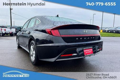 2023 Hyundai SONATA SE