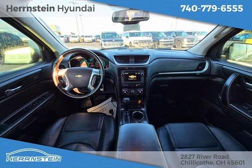 2017 Chevrolet Traverse 2LT