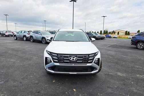 White Pearl 2026 Hyundai TUCSON SEL