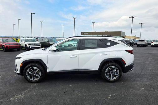 White Pearl 2026 Hyundai TUCSON SEL