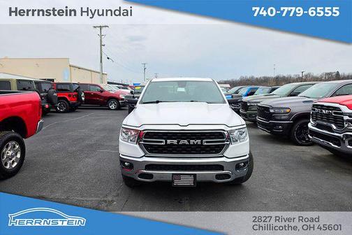 Bright White Clearcoat 2023 RAM 1500 Big Horn/Lone Star