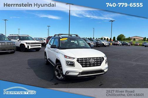 Lunar White 2023 Hyundai VENUE Limited