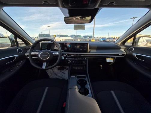 2026 Hyundai SONATA Hybrid SE