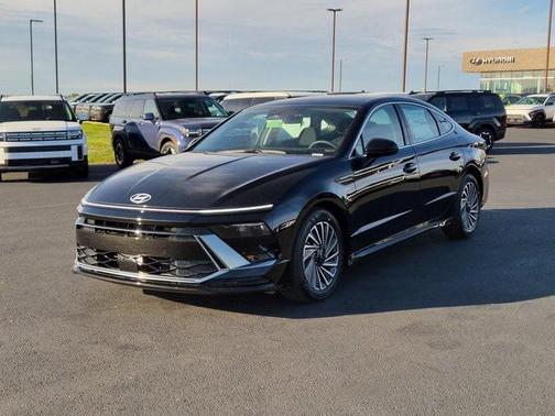 2026 Hyundai SONATA Hybrid SE