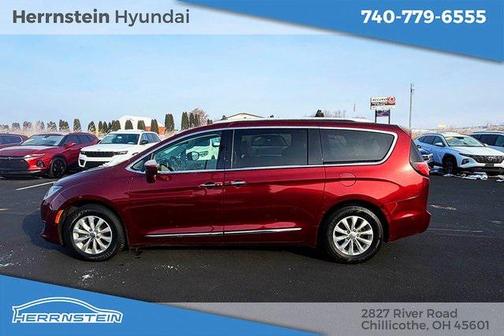 2019 Chrysler Pacifica Touring L