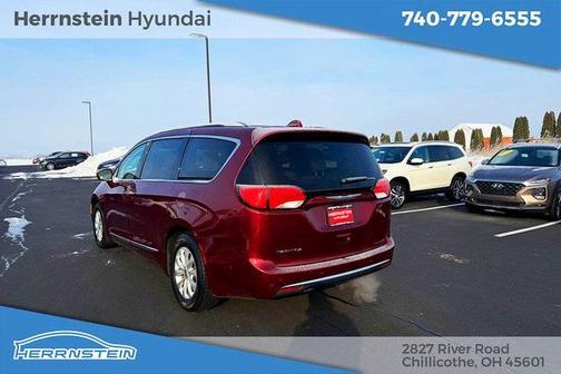 2019 Chrysler Pacifica Touring L