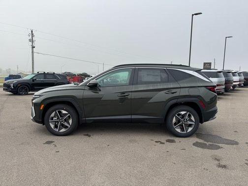 2025 Hyundai TUCSON SEL
