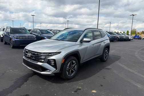 Shimmering Silver 2026 Hyundai TUCSON SEL