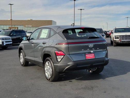 2026 Hyundai KONA SE