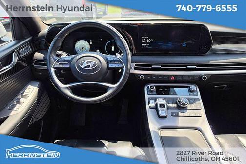 Typhoon Silver 2023 Hyundai PALISADE Calligraphy