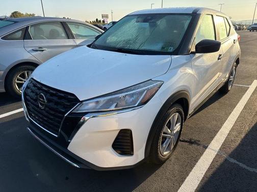 2021 Nissan Kicks S