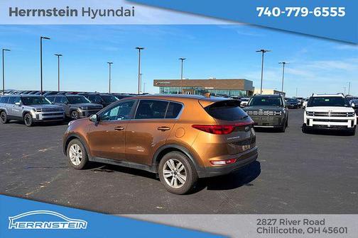 Burnished Copper 2019 Kia Sportage LX