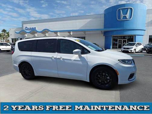2021 Chrysler Pacifica Touring L