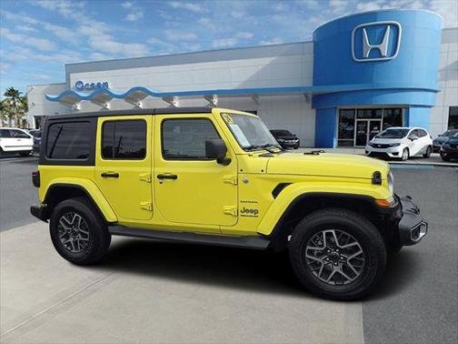 2024 Jeep Wrangler 4-Door Sahara