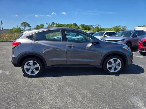 2022 Honda HR-V LX