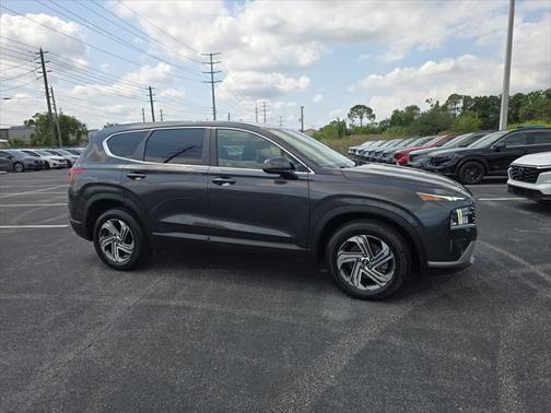 2022 Hyundai SANTA FE SE