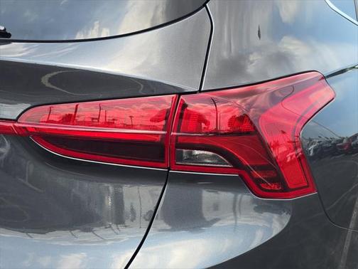 2022 Hyundai SANTA FE SE