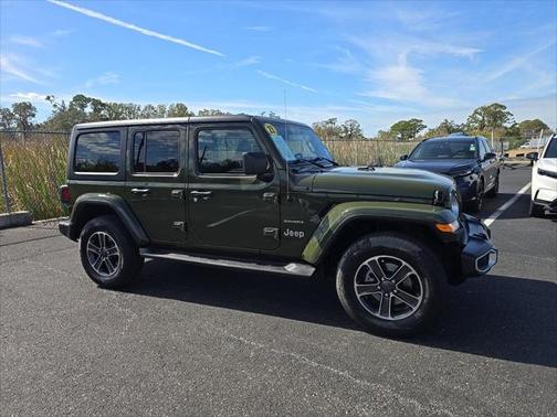 2023 Jeep Wrangler 4-Door Sahara