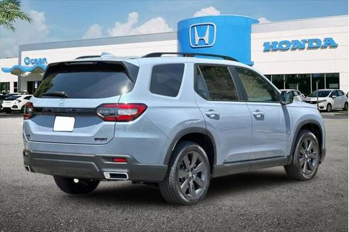 2025 Honda Pilot Sport