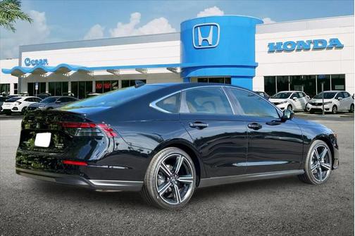 2025 Honda Accord Hybrid Base