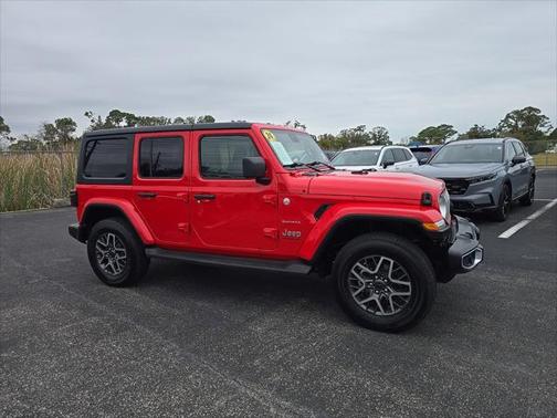 2024 Jeep Wrangler 4-Door Sahara