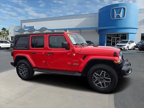 2024 Jeep Wrangler 4-Door Sahara