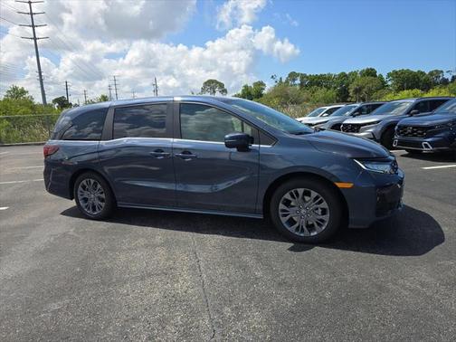 2025 Honda Odyssey Touring