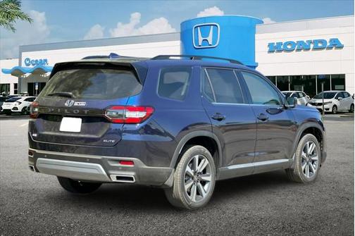 2025 Honda Pilot Elite