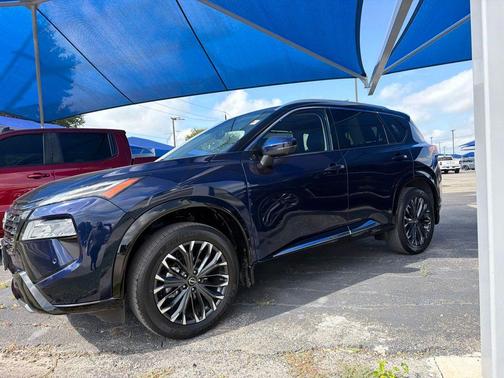 Deep Ocean Blue Pearl 2025 Nissan Rogue Platinum
