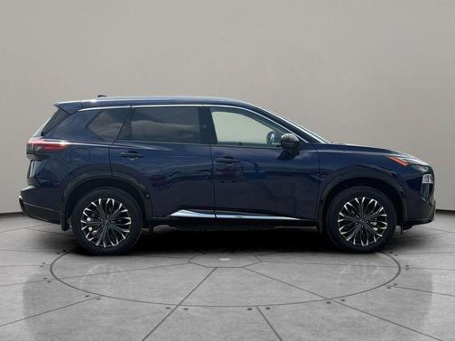 Deep Ocean Blue Pearl 2025 Nissan Rogue Platinum